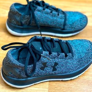 Under Armour Women’s Sneakers 5.5